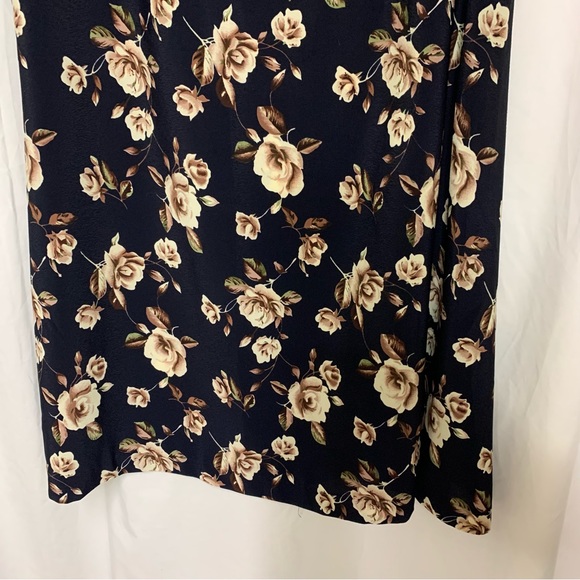 Vintage Rear Ends inc Whimsigoth Roses Maxi Skirt - Picture 3 of 7